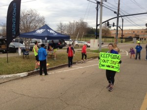 Even though it was cold, several people came out to cheer on the runners. 